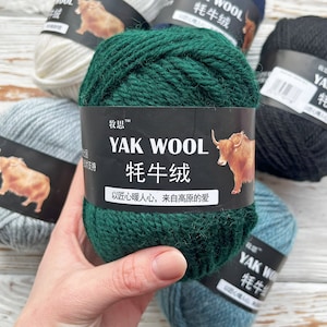 YAK WOLLGARN, Wollgarn, Natürliches Wollgarn, Kammgarn, Häkelgarn, Knirring Garn, Wintergarn, 100 Gramm, 142 Yds