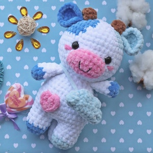 BEGINNER CROCHET KIT Amigurumi Cow, Easy Starter Crochet Kit, Amigurumi Kit, Diy Craft Kit Gift, Learn How To Crochet Kit, Amigurumi Cow image 1