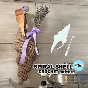 Wzór na szydełkowanie - kosz SPIRAL SHELL. Wzór na szydełkowanie muszli do wieszania roślin. Szydełkowana wisząca doniczka. Wzór na doniczkę