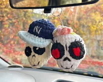 Easy Halloween Skull, Keychain Crochet Pattern, Car Decor, PDF Pattern Spooky Jewelry