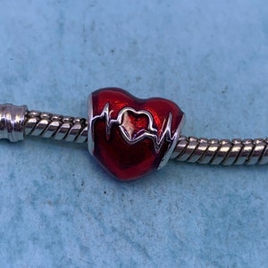 Sterling Red MOM heartbeat heart love charm bead