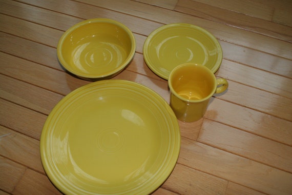 Fiesta Fiestaware FOUR 4 Piece Place Setting Sunflower Yellow Brand New Old Stock NOS Never Used Etsy