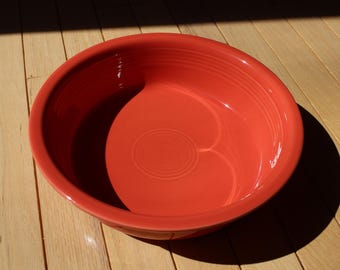 Fiesta Fiestaware Persimmon Orange 2 Quart Serving Bowl New Old Stock