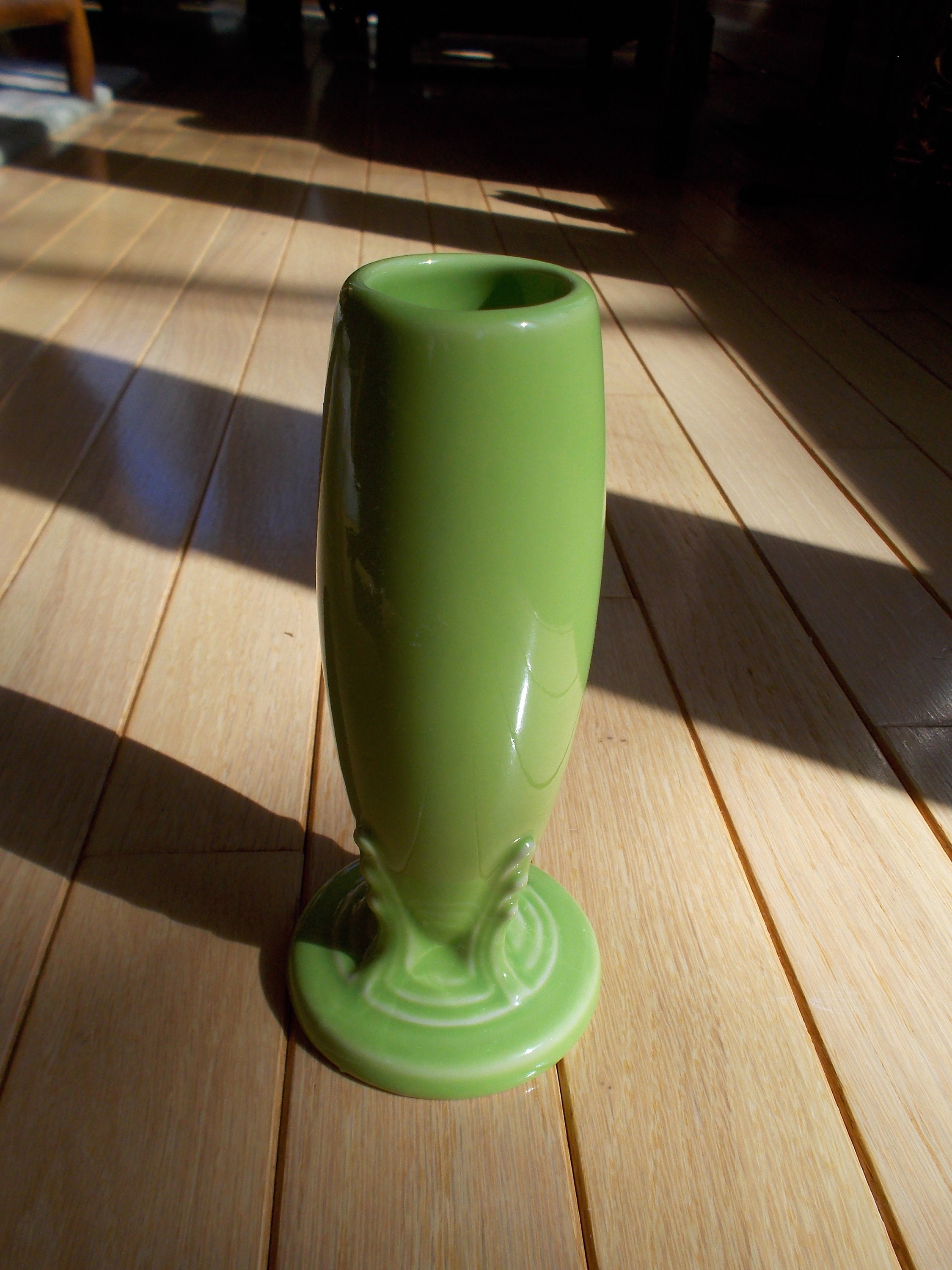 Fiestaware Fiesta Chartreuse Green Retired Bud Vase Brand New