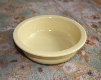 Fiesta Fiestaware Yellow 1 Quart Nappy Bowl