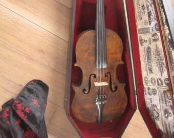 Early 20th ( or earlier) Century Folk Art Fiddle Hand Made in Georgia