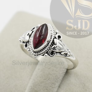 Garnet Ring, Sterling Silver Ring, Garnet 5x10 mm Marquise Ring, Silver Ring, Garnet Sterling Silver Ring, Natural Garnet Ring, Garnet