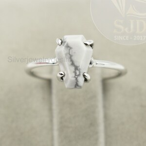 Coffin Ring, Howlite Ring, Prong Coffin Ring, 925 Sterling Silver, Howlite 7x10 mm Coffin Gemstone Ring, White Howlite Ring, Womens Ring