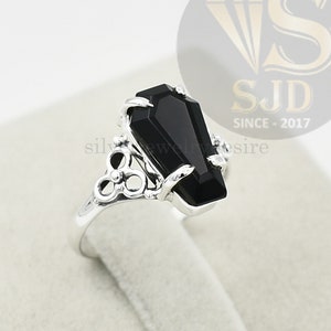 Black Onyx Coffin Ring: 925 Sterling Silver Prong Setting