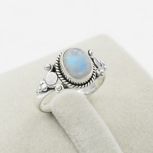 Regenboog maansteenring, sterlingzilveren ring, maansteenring, 7 x 9 mm ovale edelsteenring, damesring, zilveren ring, maansteensieraden, ringen