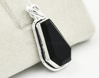 Handmade Sterling Silver Black Onyx Coffin Pendant (10x17 mm)