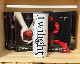 Twilight-Inspired Tumbler | “And So the Lion Fell in Love” | Illustrated Bookish Cup for Team Edward or Team Jacob Fans