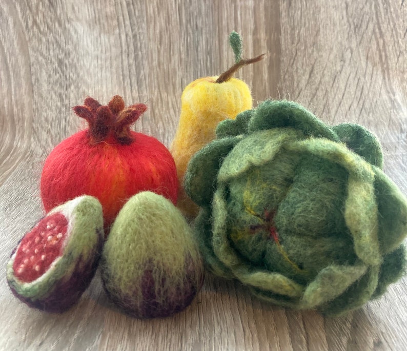Artichokes, figs, pomegranates for decoration, felted fruits for decoration, Fruits for table decoration image 1