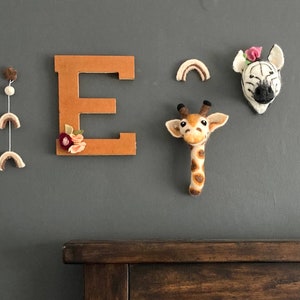 Zebra, cabeça de leão para decoração, cabeça de chita, decoração de parede de cabeça de girafa, decoração de taxidermia falsa, decoração de parede de berçário de safári