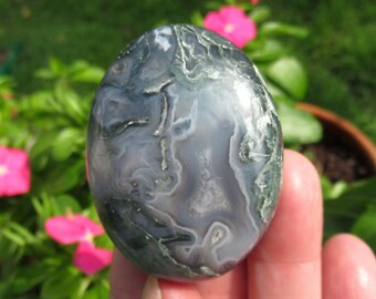 Moss Agate Palm Stone, Natural Green Moss Agate