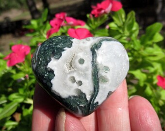 Moss Agate Heart, Natural Green Moss Agate with Quartz