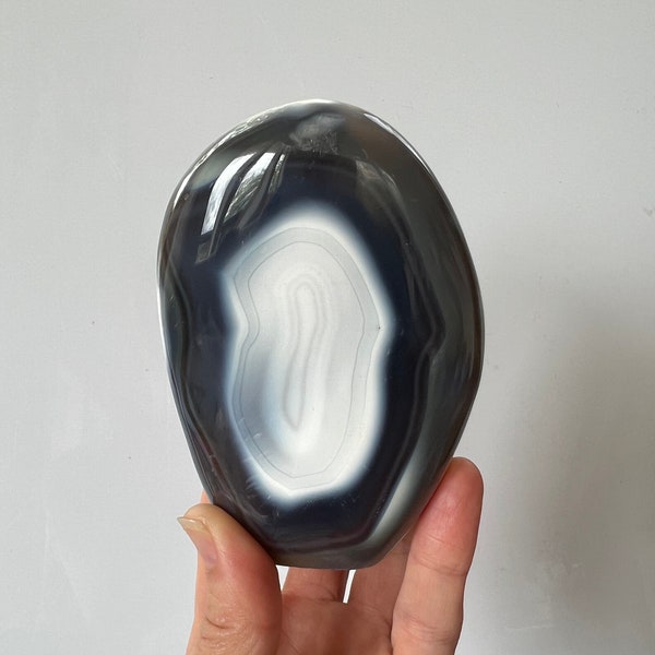 Orca Agate Free Form Standing / Blue Agate / Blue Banded Chalcedony / Whale Agate / Crystal Free Form / OF11