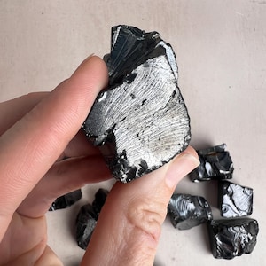 Noble Elite Shungite XL Stone – Grounding, Detox, EMF Crystal – Raw Authentic Type I Shungite