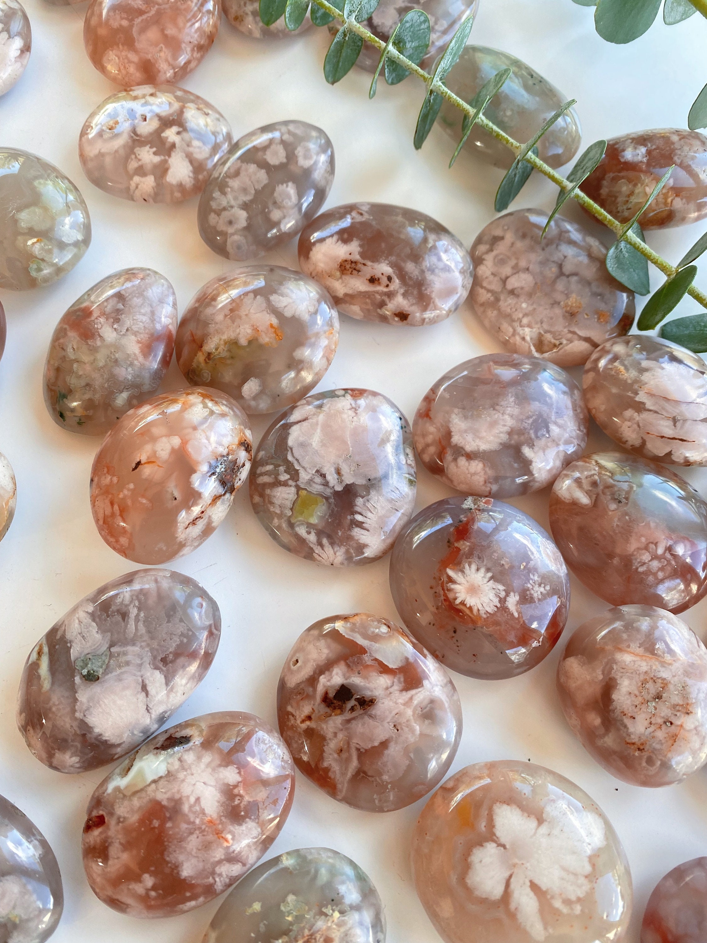 Flower Agate Pocket Palm Stones