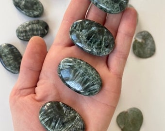 Piedra de bolsillo de serafinita Grado AA