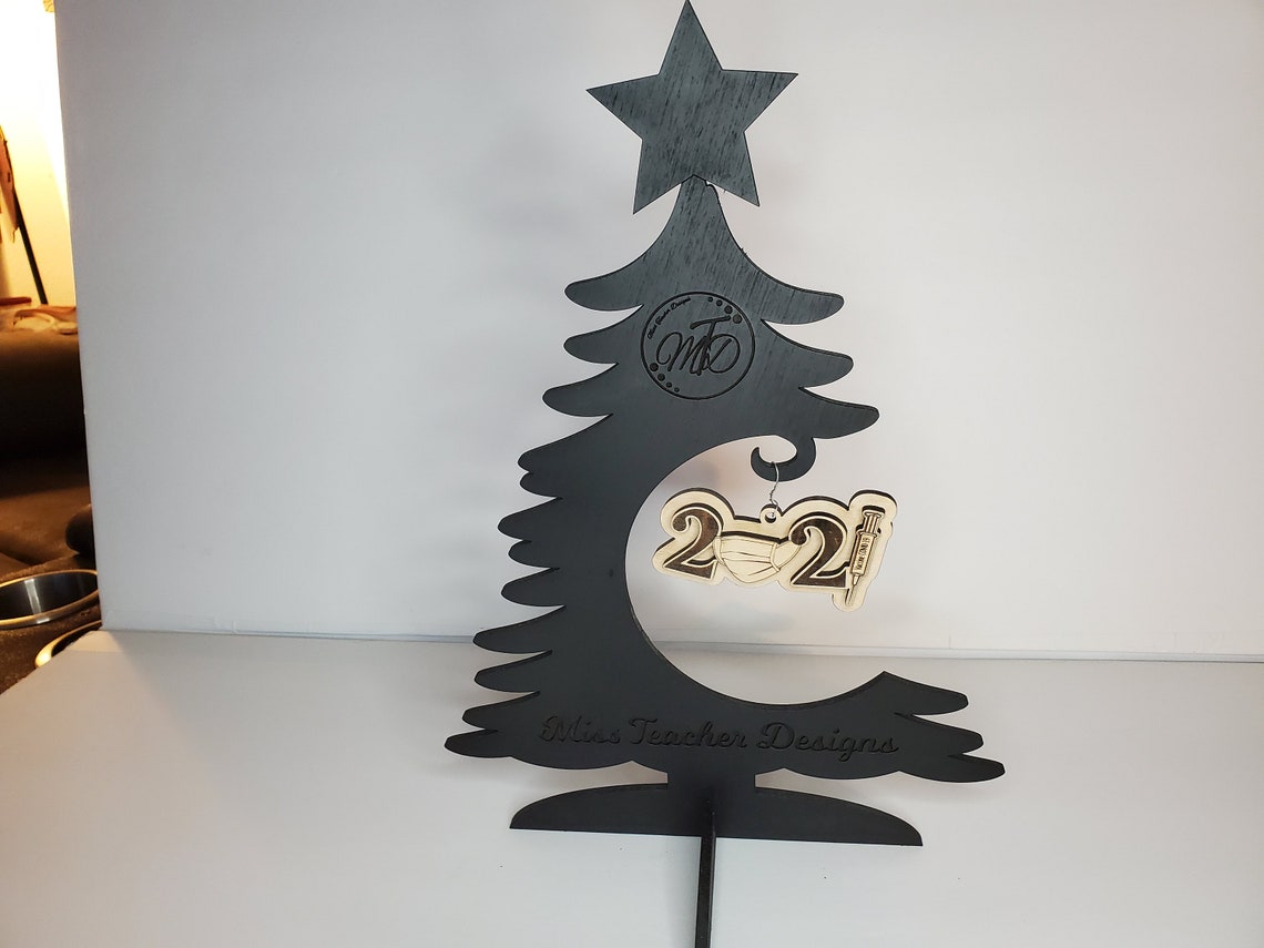 Vendor Ornament Display Rack and Tree Feature Ornament Display Digital