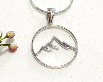 Collar con colgante de montaña en plata de ley, joyería inspiradora para mover montañas, regalo para amantes de las aventuras al aire libre.