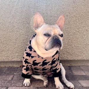 French bulldog, French bulldog clothes, French bulldog hoodie, Dog Hoodie, Dog Apparel, Dog Clothes, Pet clothes, Reversible knit