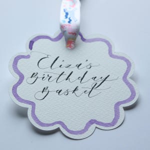 Personalisierter Geburtstag/Geschenkkorb/Geschenkanhänger - Ganz Individuell mit Kalligraphie