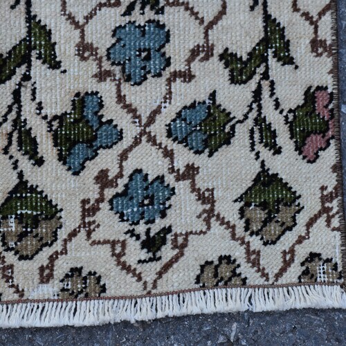 Floral runner rug, Turkish rug, Vintage rug, Handmade rug, Natural rug, 2.8 x 9.2 ft Hallway rug, Entryway rug, Boho shops rug, Stair rug, DC8155