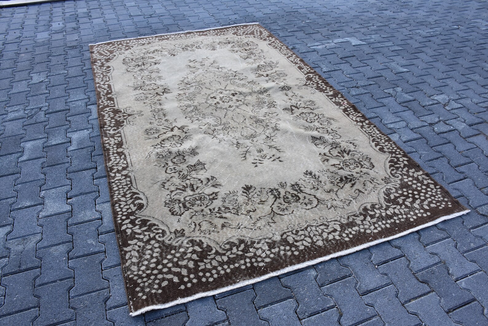 Medium Size Rug Flowering Rug Turkish Rug 5.6x7.5 Feet Farmhouse Rug ...