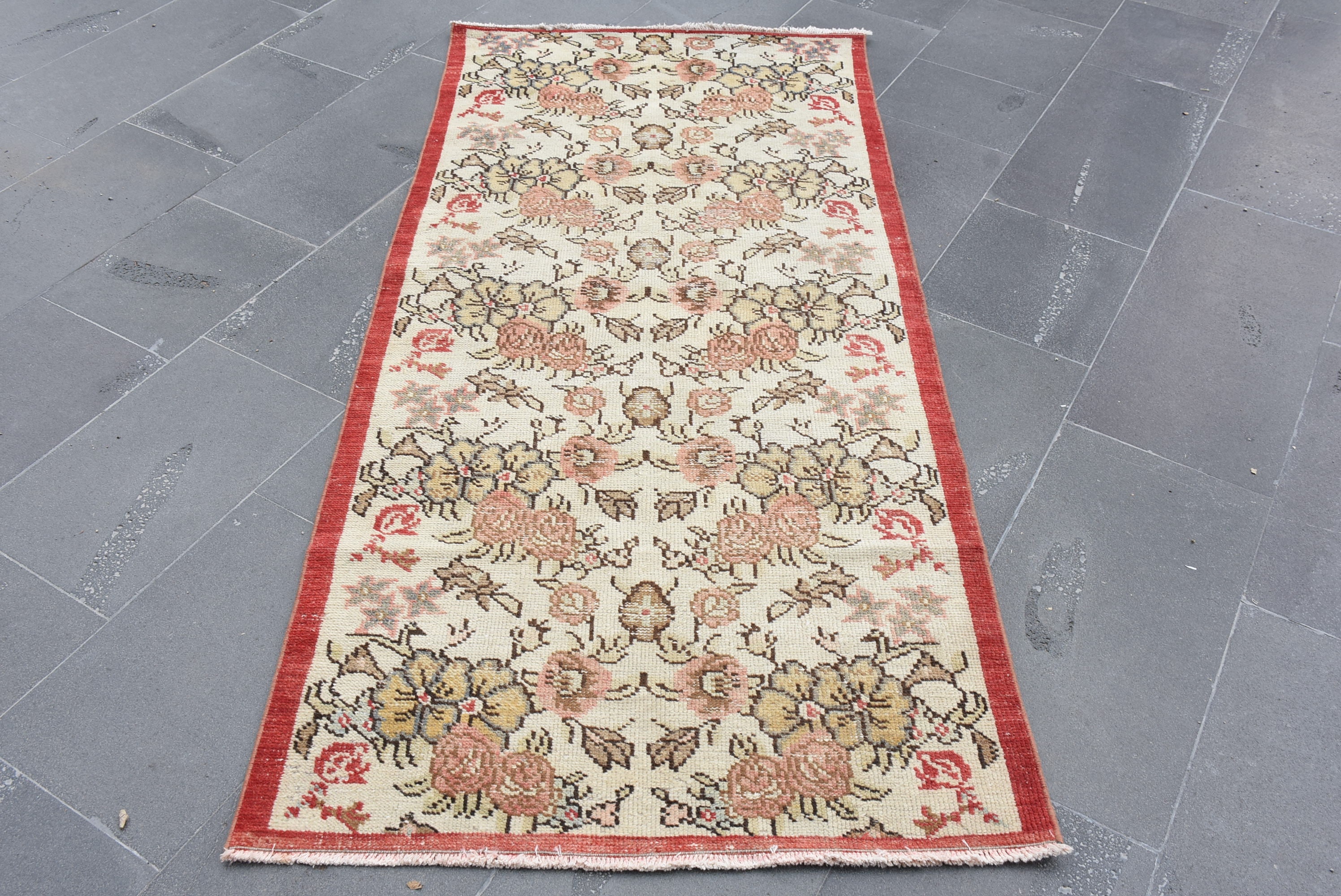 Turkish Floral Rug, Vintage Area Rug, Handmade Rug, Beige Rug