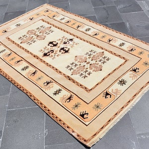 oushak rug, turkish rug, vintage rug, rustic rug farmhouse rug, 4 x 6.4 ft anatolian area rug, wool rug, bedroom rug , pale rug DCS0435