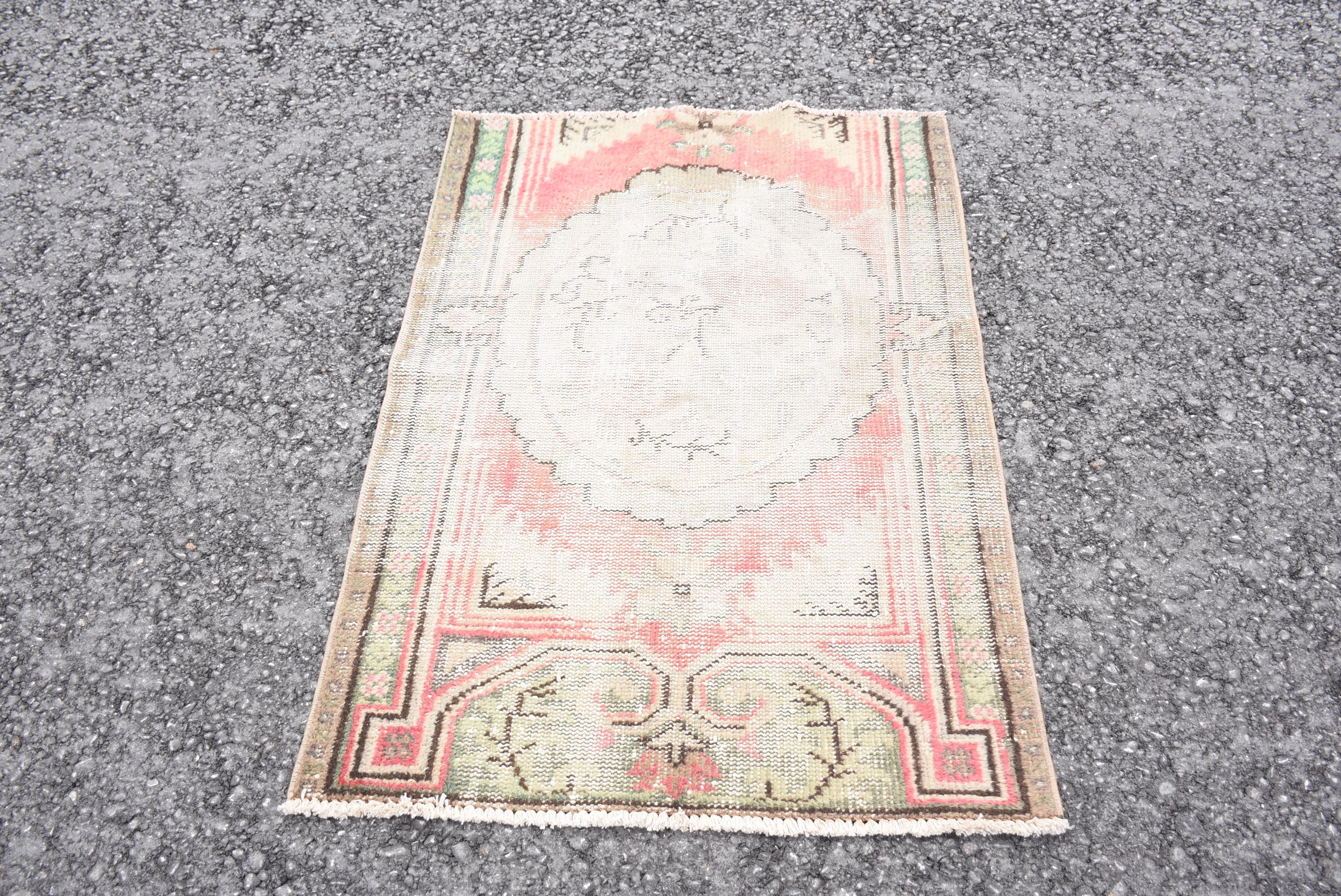 トルコ絨毯、オリエンタル絨毯、エリア絨毯、送料無料 2.8 x 4.1