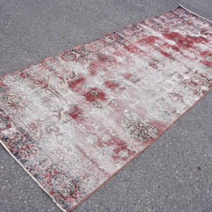 Turkish runner rug, Entryway rug, Vintage rug, Oushak rug, Natural wool rug, Handmade area rug, 3.4 x 8.9 ft Hallway rug, Boho rug, DCS1184