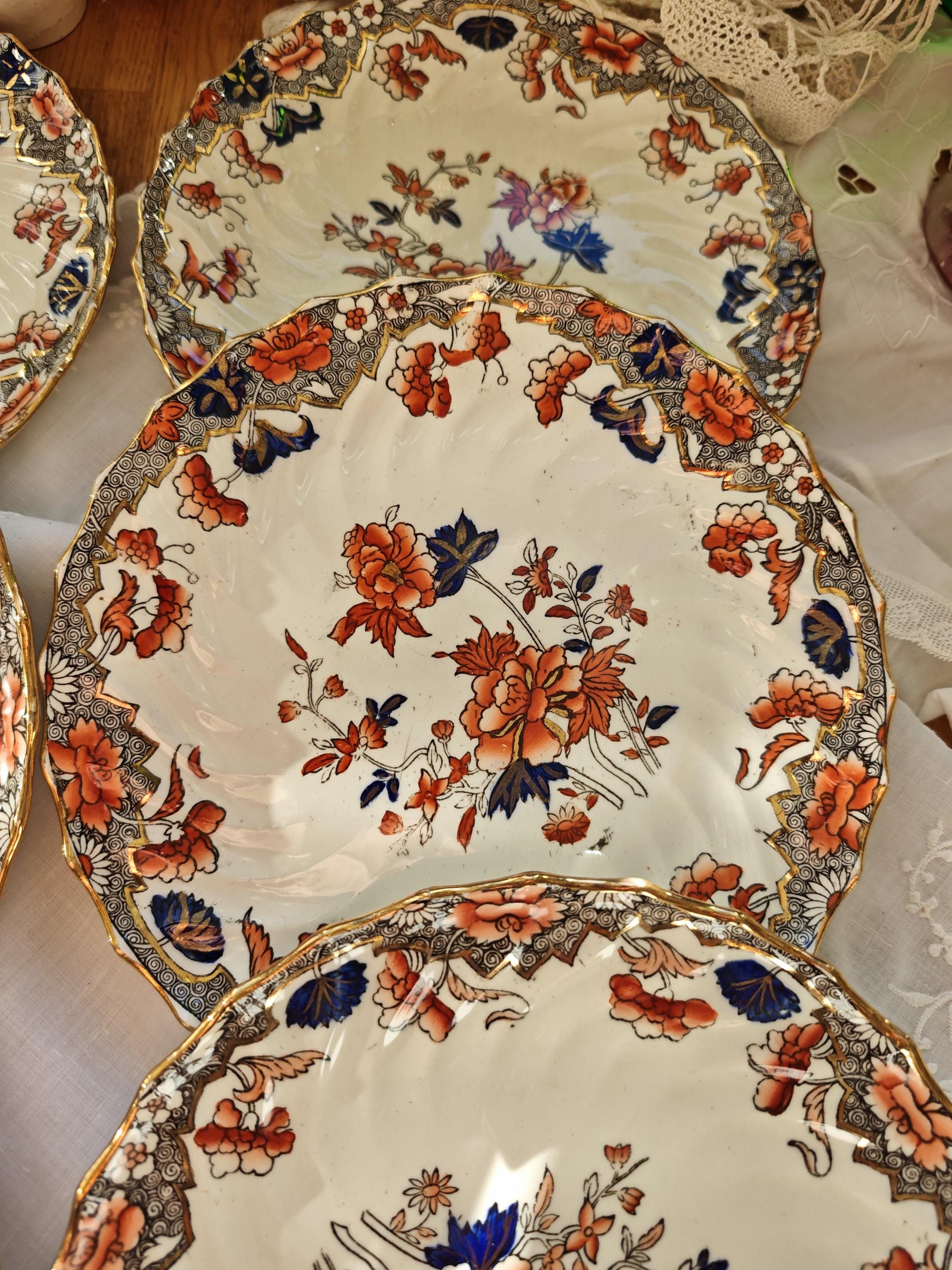 Théière Vintage Spode Avondale Porcelaine Fine – Motif Floral, Hauteur 16,5cm