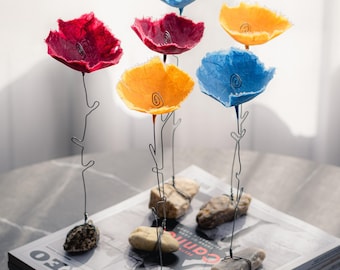 Elegant flower sculptures