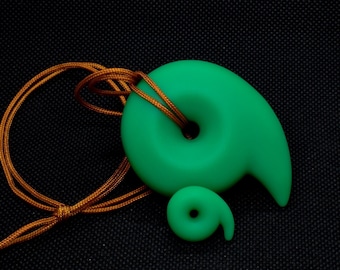 Giant Green Magatama, Large Magatama, Focal Bred, Japan inspired, Anime Pendant, JRPG Jewelry, Mythology Necklace, Cosplay Prop, Fay Realm
