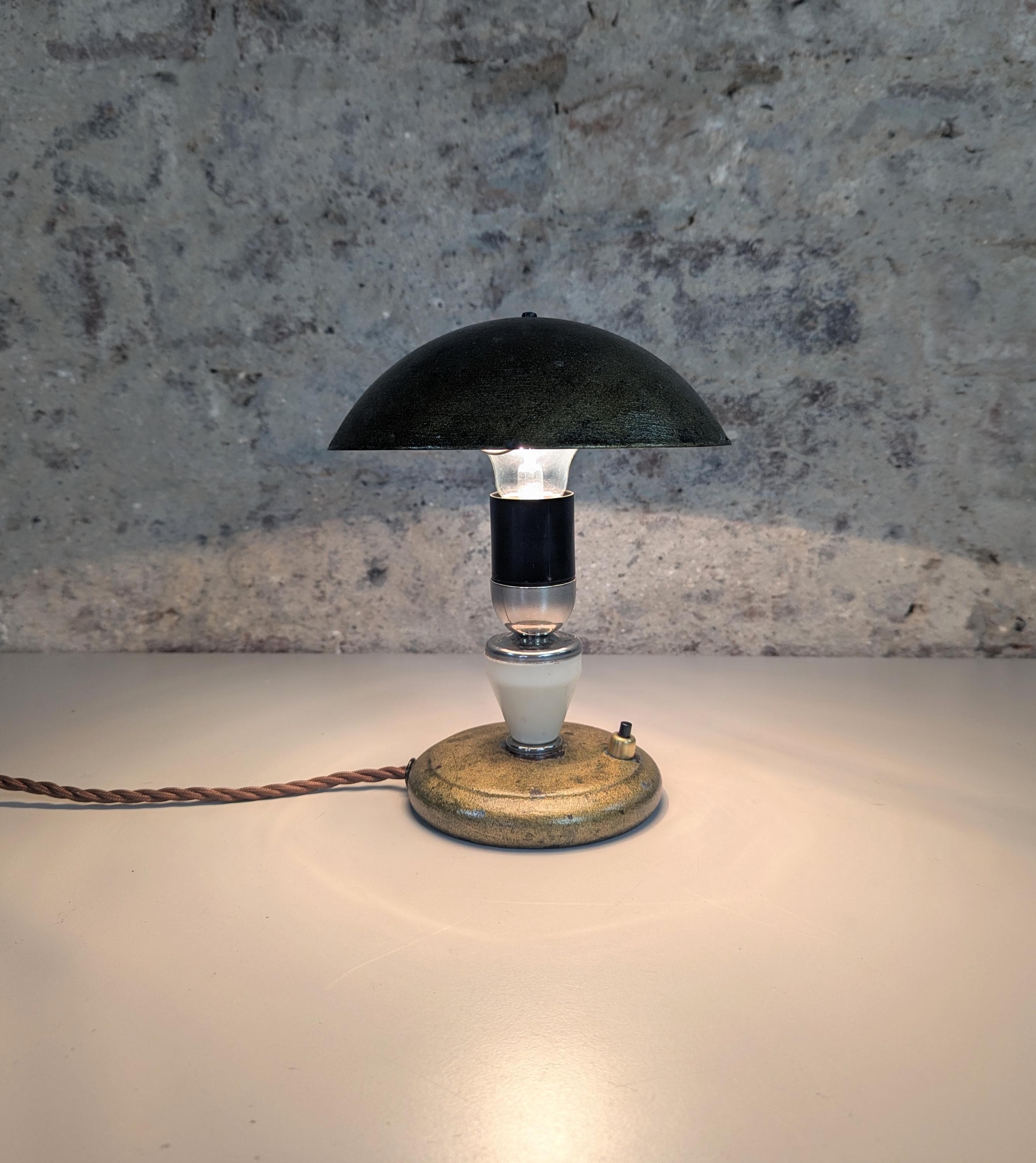 テーブルランプ スペースエイジ ミッドセンチュリー ミッドセンチュリーモダン スペースエイジ マッシュルームランプ、1965