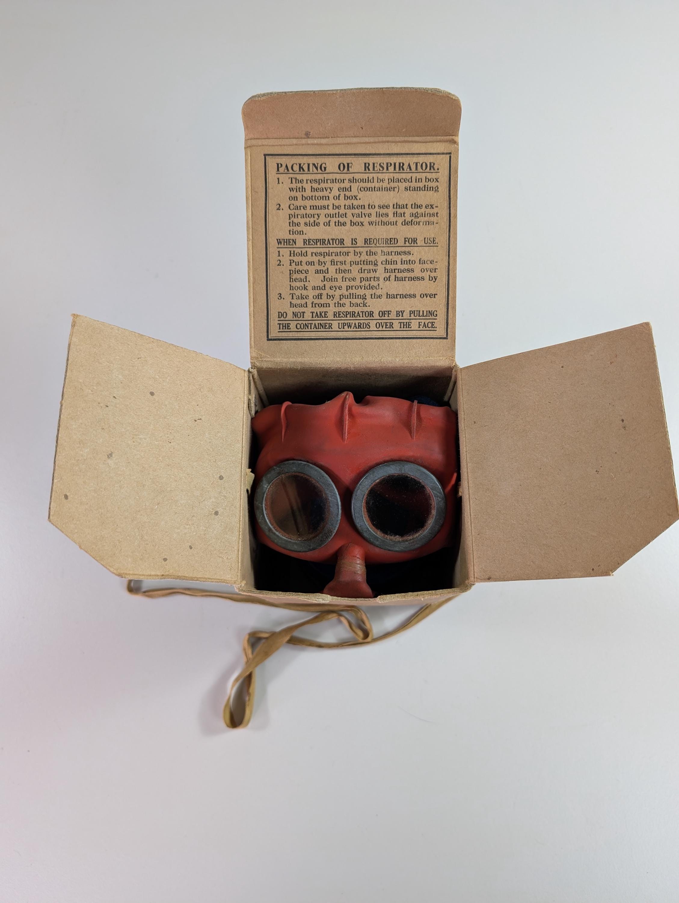 Ww2 gas mask - Etsy 日本