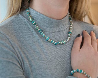 Ensemble perle, turquoise et or (collier, bracelet, boucles d’oreilles)
