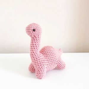 Pink crochet dinosaur decoration, crochet decor, crochet dinosaur gift, dinosaur girl nursery decor, baby girl, crochet diplodocus plushie