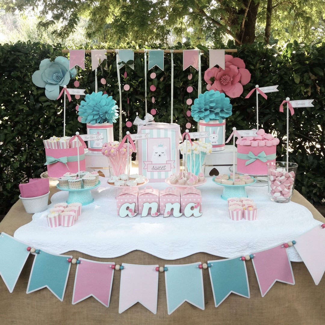 bapteme de jules décoration sweet table pastel