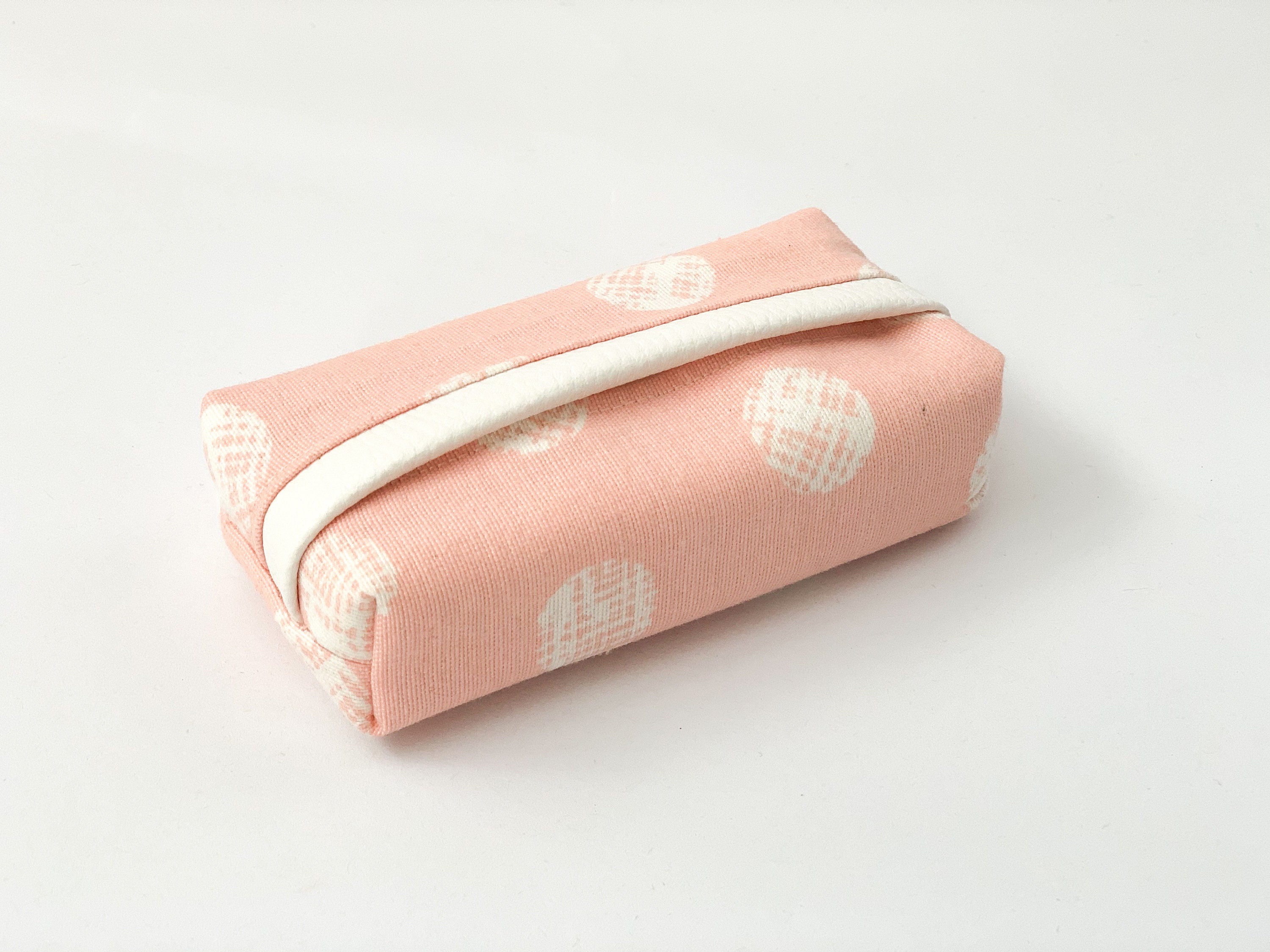 Einfache und modische Taschentuchtasche für den Haushalt, Taschentuch- Aufbewahrungstasche aus Leder, kreative und modische Taschentuchbox in