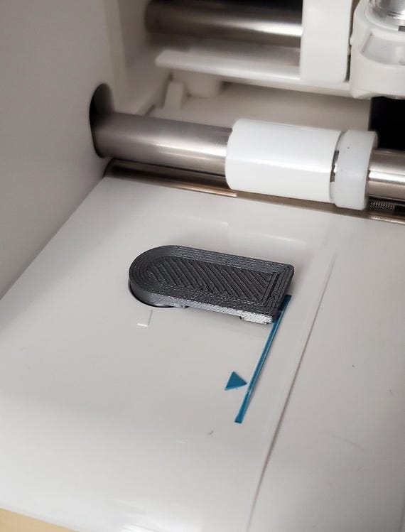 Silhouette Cameo 3, 4, or PRO Cutting Mat Guide - The MatMinder 9000 - 3D Printed - Choice of Color - Easy Install!