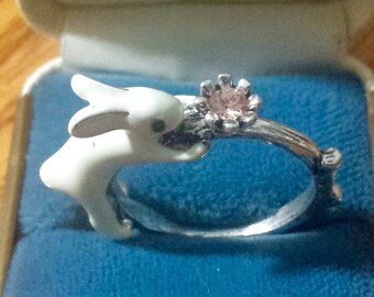 Vintage White Rabbit Ring With Pink Rhinestone Size 8