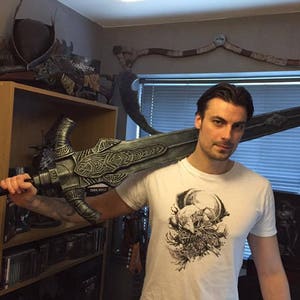 Wolf Knight&#39;s Greatsword