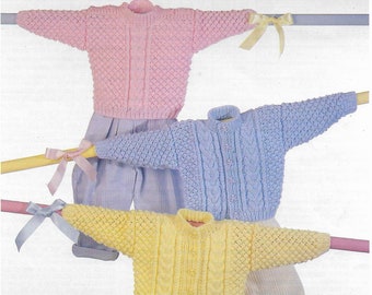 Modèle de tricot Baby Aran Girl Cable Boy Cardigan Crew Sweater Jumper 16 - 26 pouces 41 - 66 cm Modèles de tricot pour enfant en bas âge PDF Instantané