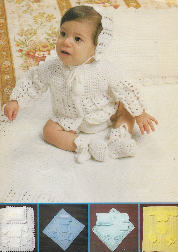 Canastilla para bebé niña con gorro crochet