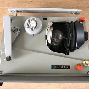 PENTAX P80-1 vintage projector 60&#39;s 60s 8mm projector regular8