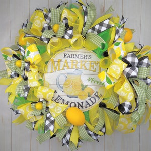 Lemon everyday wreath for front door or porch, Summer lemon wreath, mothers day great gifts, lemon kitchen pantry wreath, Housewarming gifts